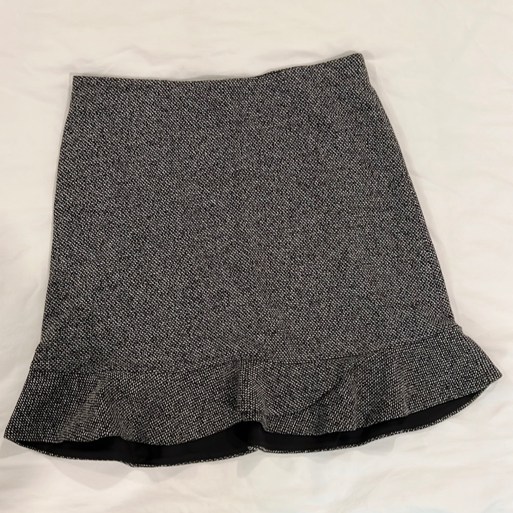 NWT loft skirt